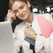 Charger l'image dans la galerie, JewelryWe Montre Quartz Femme - Montre Étanche Femme Style Simple Digital Grand Cadran Bracelet Alliage avec Sac Cadeau Or Blanc (Or)