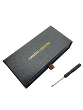 Charger l'image dans la galerie, HANNAH MARTIN Très Mince Montre pour Femme Quartz Analogique Étanche Acier Inoxydable (Surface Blanche, Ceinture Argent)