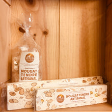 Charger l'image dans la galerie, A Découvrir Les Bons Miels du Vexin et du Midi Nougat Tendre aux Amandes 28% Miel Lavande Provence 25%