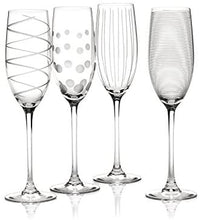Charger l&#39;image dans la galerie, Mikasa Set 4 Verres Crystal Flutes Champagne Motifs Différents Lavage Mains Uniquement
